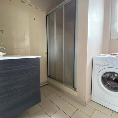 Pour 2 à 4 Personnes * Billere